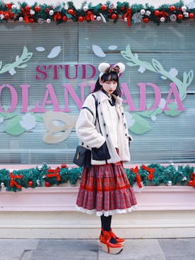 「merry jenny（メリージェニー）のアイテム（スウェット）」を使った、▪️𝑲𝒂𝒈𝒆𝒌𝒐▪️さん（レディース・168cm）の冬コーディネート