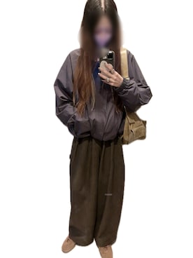 「アイテム（ナイロンジャケット）」を使った、mik_.さん（レディース・162cm）の秋コーディネート