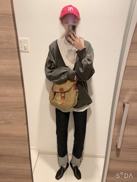 「BRADY」｜「アイテム（アクセサリー）」を使った、mik_.さん（レディース・162cm）の冬コーディネート