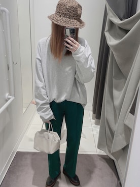 「PBLIM（ページボーイリム）のアイテム（スラックス）」を使った、mik_.さん（レディース・162cm）の夏コーディネート