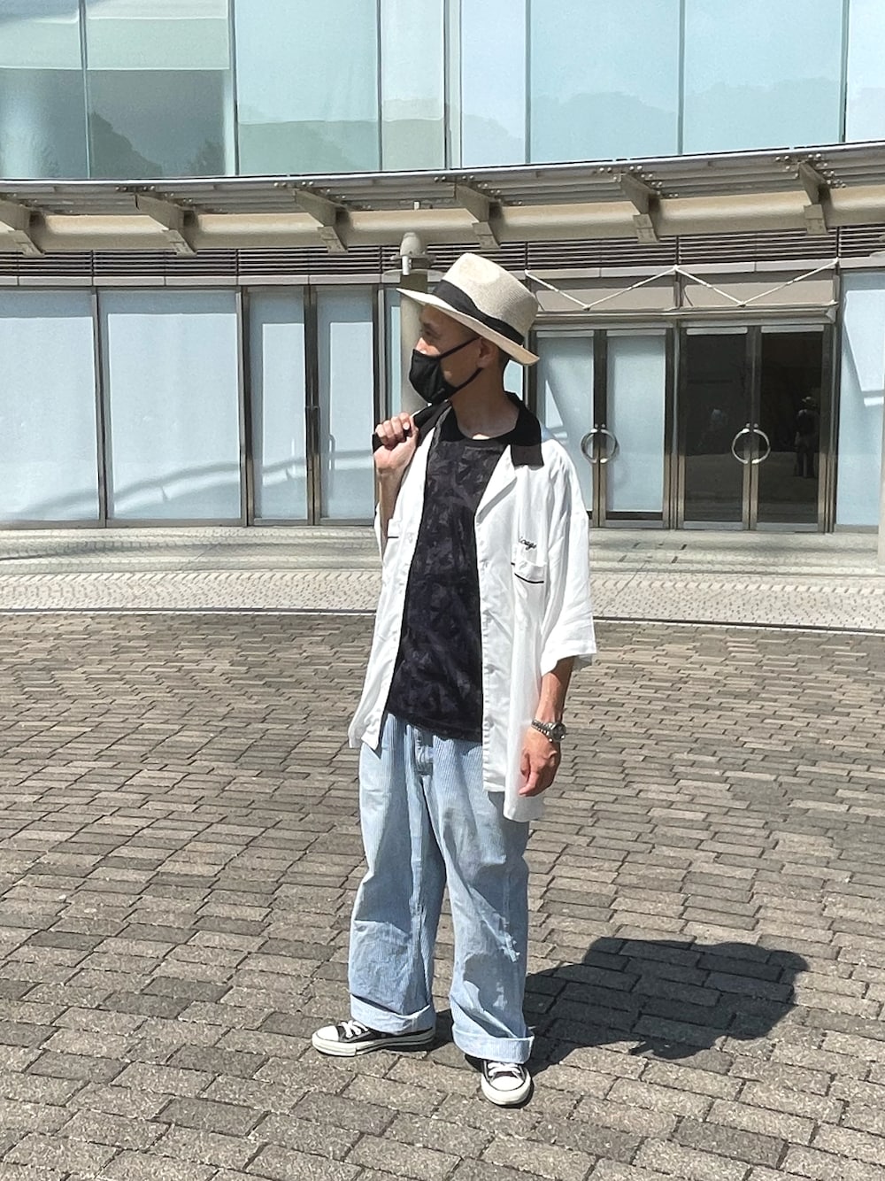「ハット、ボーリングシャツ、ペインターパンツ、コンバース オールスター」｜「polcadotのアイテム（ハット、ホワイト系）」を使った、genさん（メンズ・167cm）の夏コーディネートの1枚目の写真