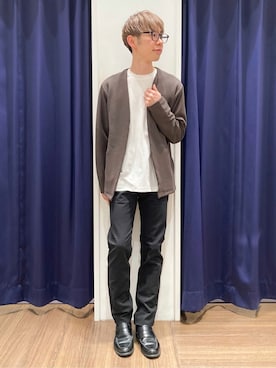 「THE SHOP TK （ザ ショップ ティーケー ）の累計売上40万本突破！！7DAYSストレッチへリンボンパンツ　【Sサイズ～/5色展開/ON⇔OFF兼用/ストレッチ/洗濯機OK】（その他パンツ、ブラック系）」を使った、つーじーさん（メンズ・168cm）の春コーディネート