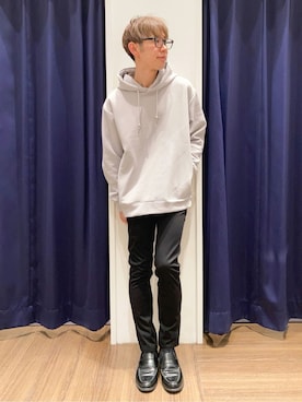 「THE SHOP TK （ザ ショップ ティーケー ）の累計売上40万本突破！！プレミアムスキニーパンツ　【Sサイズ～/6色展開/360°ストレッチ/洗濯機OK】（その他パンツ、ブラック系）」を使った、つーじーさん（メンズ・168cm）の春コーディネート