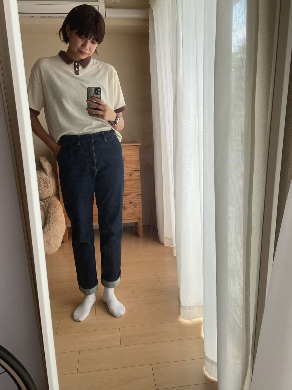 「ポロシャツ、ニットポロ、デニム、デニムパンツ」｜「DHOLICのアイテム（トップス、ベージュ系）」を使った、shuさん（レディース・173cm）の秋コーディネートの1枚目の写真