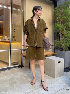 「アイテム（その他アウター）」を使った、DouDou_serikaさん（レディース・167cm・30代）の秋コーディネート