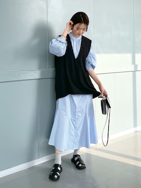 「アイテム（ベスト）」を使った、DouDou_serikaさん（レディース・167cm）の春コーディネート