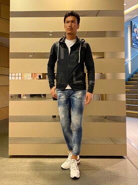「1piu1uguale3 RELAX（ウノピュウノウグァーレトレリラックス）のアイテム（パーカー）」を使った、_tsubasa_yさん（メンズ・181cm）の夏コーディネート