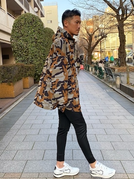 「HERNO（ヘルノ）のアイテム」を使った、_tsubasa_yさん（メンズ・181cm）の春コーディネート