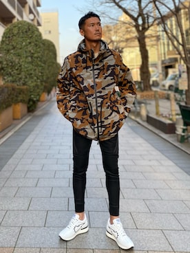 「HERNO（ヘルノ）のアイテム」を使った、_tsubasa_yさん（メンズ・181cm）の春コーディネート