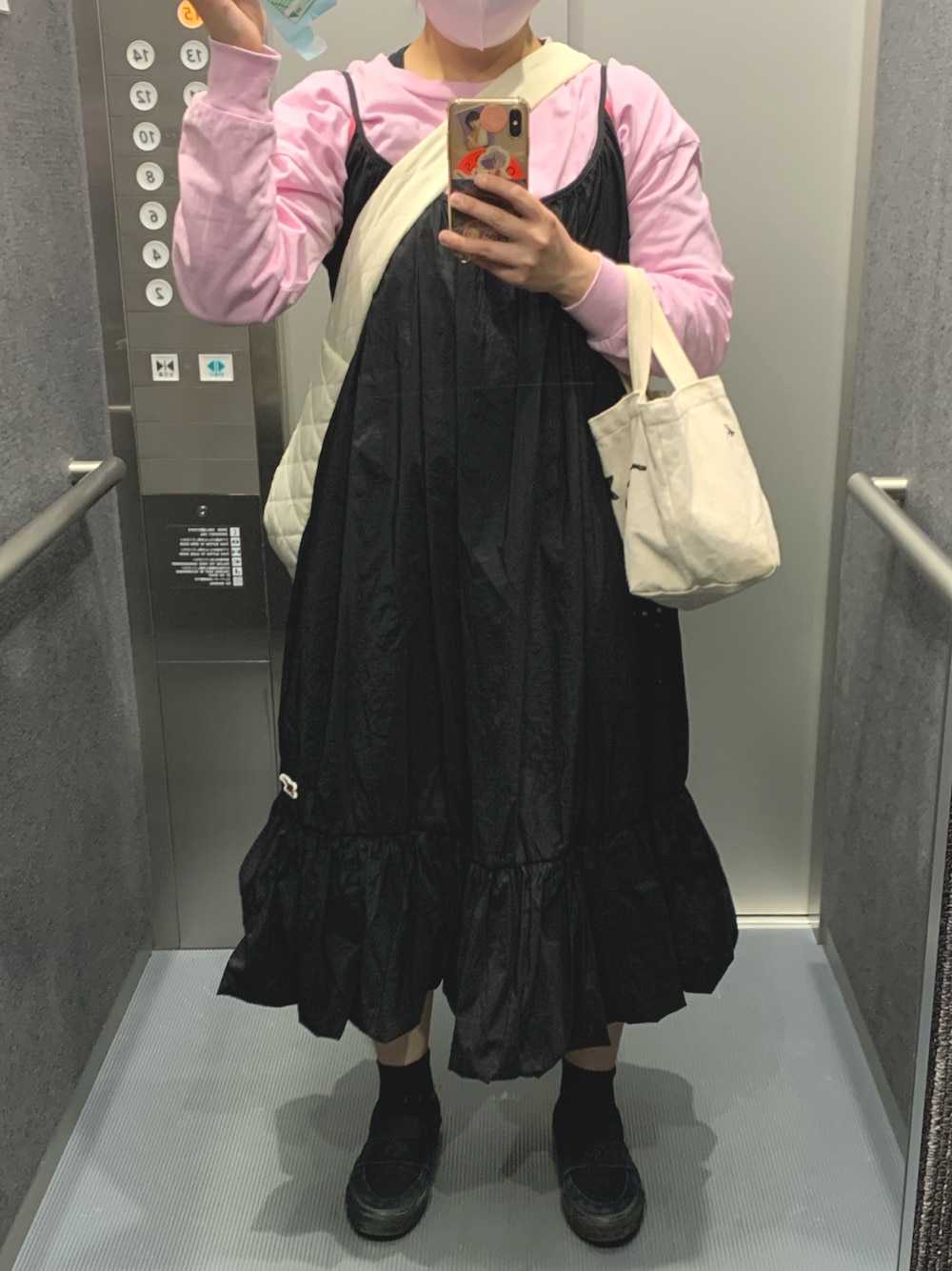 Onitsuka Tigerのワンピース/ドレスを使った人気ファッション