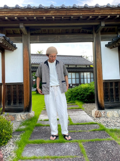 Supreme のアイテムを使った「パジャマシャツ」の人気ファッション