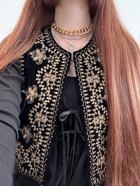 「アイテム（チャーム）」を使った、おもちさん（レディース・165cm）の秋コーディネート