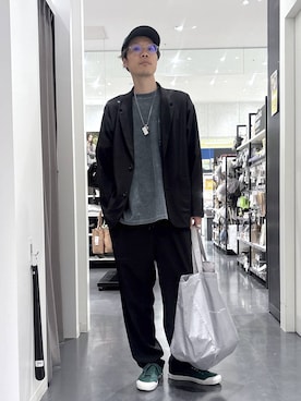 「LAKOLE（ラコレ）のアイテム」を使った、ETTYTY335さん（メンズ・172cm）の春コーディネート