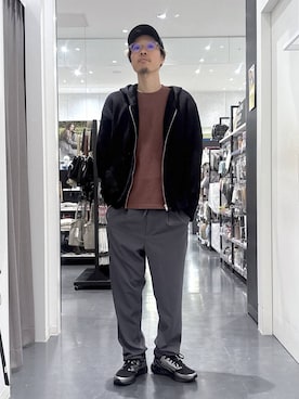 「LAKOLE（ラコレ）のアイテム（キャップ）」を使った、ETTYTY335さん（メンズ・172cm）の春コーディネート