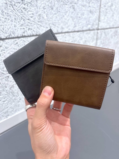 LAKOLE（ラコレ） ミニ 二つ折り 二つ折り財布 財布 フラップミニ