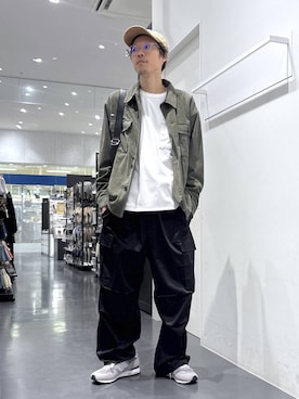 「アイテム（カーゴパンツ）」を使った、ETTYTY335さん（メンズ・172cm・30代）の秋コーディネート