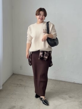 「RIVE DROITE（リヴドロワ）の【バックロゴが目を惹く】アスレチックロゴニット（ニット/セーター）」を使った、asuka.kさん（レディース・161cm）の秋コーディネート