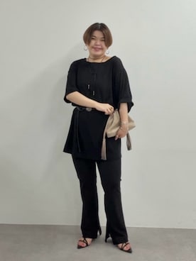 「RIVE DROITE（リヴドロワ）の【A・MONN】【吸水速乾/接触冷感】オープンネックチュニックTee（Tシャツ/カットソー、ブラック系）」を使った、asuka.kさん（レディース・161cm）の夏コーディネート