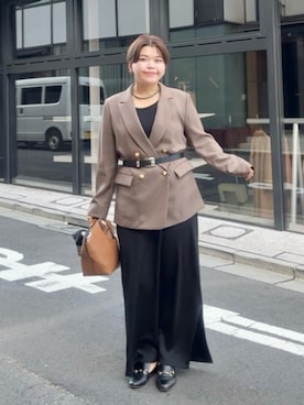 RIVE DROITEのテーラードジャケットを使った人気ファッション