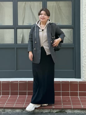 「アイテム（パーカー）」を使った、asuka.kさん（レディース・161cm）の秋コーディネート