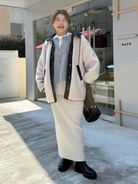 「アイテム（その他アウター、ホワイト系）」を使った、asuka.kさん（レディース・161cm）の秋コーディネート