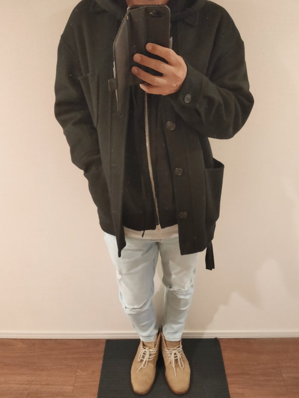 「秋コーデ、カジュアルコーデ、プチプラ、お洒落さんとつながりたい、UNIQLO、ユニクロ、大人カジュアル、パーカー、ウールブレンドオーバーサイズシャツジャケット、冬コーデ」｜「ZARAのアイテム（デニムパンツ、ブルー系）」を使った、けんけんさん（メンズ・172cm）の冬コーディネートの1枚目の写真
