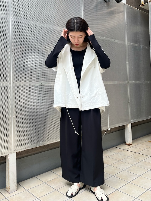CAPRICIEUX LE'MAGE（カプリシューレマージュ）の「2WAYスタンド