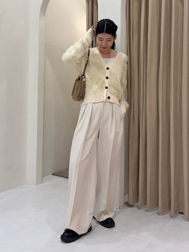 「アイテム（カーディガン/ボレロ）」を使った、gussan_lemageさん（レディース・168cm・30代）の冬コーディネート