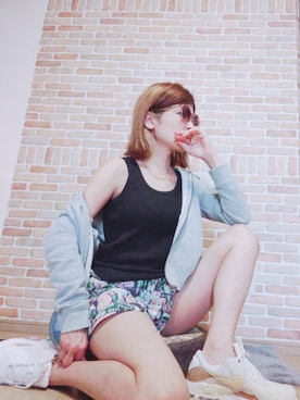 「BALENCIAGA」｜「アイテム（その他アウター）」を使った、創香さん（レディース・157cm）の夏コーディネート