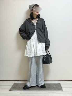 「アイテム（ニットキャップ/ビーニー）」を使った、mocaさん（レディース・155cm）の秋コーディネート