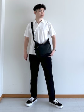 「TAKEO KIKUCHI（タケオキクチ）の【接触冷感】アイスクリアコットン ワンポイント ポロシャツ（ポロシャツ、ホワイト系）」を使った、イッシーさん（メンズ・172cm）の夏コーディネート