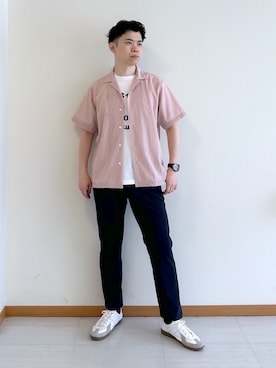 「TAKEO KIKUCHI（タケオキクチ）の【通気性】トリコットサッカー オープンカラー シャツ（シャツ/ブラウス、ピンク系）」を使った、イッシーさん（メンズ・172cm）の夏コーディネート