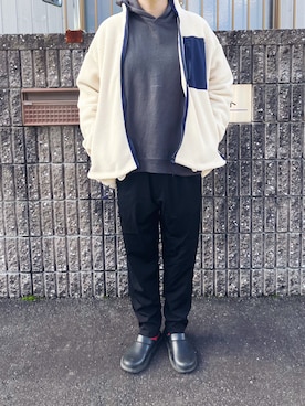 「OOFOS(ウーフォス)のアイテム」を使った、sotorichさん(メンズ・176cm)の冬コーディネート