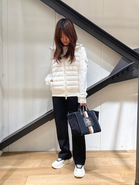 「MONCLER（モンクレール）のアイテム（ジャケット/アウター）」を使った、Yukinob2ndさん（レディース・157cm）の夏コーディネート