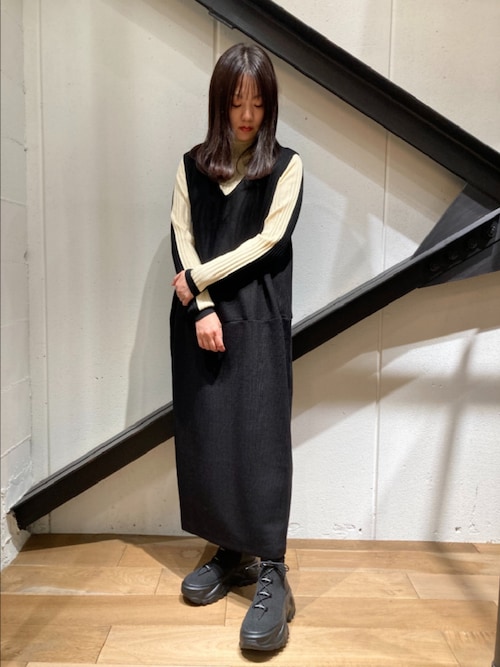 DROIT BELLO（ドロイトベロ）バイカラータートル DROIT BELLO（ドロイトベロ）バイカラータートル（ニット