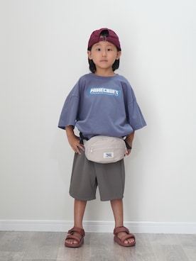 「and D. petit main（アンドディープティマイン）の【マインクラフト】アイコンブロックバックTシャツ（Tシャツ/カットソー、グレー系）」を使った、ryochan☺︎さん（キッズ・110cm）の夏コーディネート