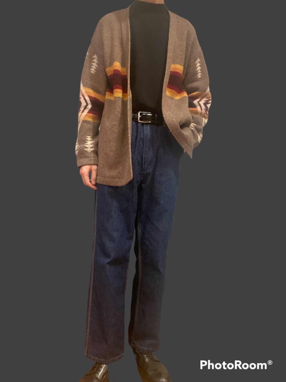 「ユニクロ、ペンドルトン、カーディガン、タックイン、おしゃれさんと繋がりたい」｜「UNIQLOのアイテム（デニムパンツ、ブルー系）」を使った、shutoさん（メンズ・172cm）の冬コーディネートの1枚目の写真