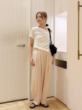 「LOWRYS FARM（ローリーズファーム）のドレーププルオーバーSS 1053677（Tシャツ/カットソー、ベージュ系）」を使った、yuipiさん（レディース・158cm）の夏コーディネート