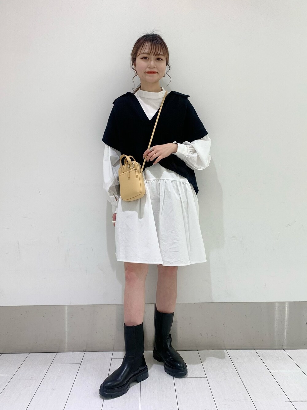 ギャザーチュニックブラウス 262938を使ったショップスタッフの人気