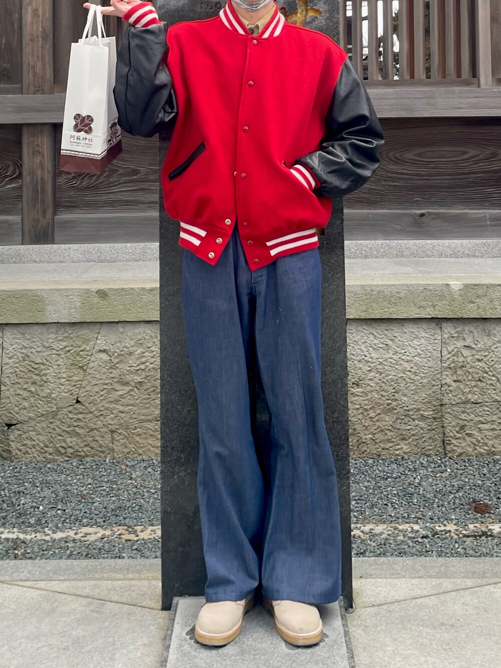 Levi'sのスラックスを使った「アメカジ」の人気ファッション