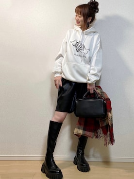 「RODE SKO」｜「アイテム（パーカー）」を使った、高野軍曹さん（レディース・158cm）の冬コーディネート