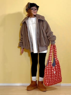 「アイテム（キャップ）」を使った、高野軍曹さん（レディース・158cm）の秋コーディネート