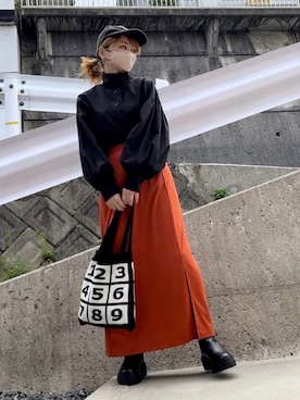 「Iris（イリス）のアイテム（アクセサリー）」を使った、高野軍曹さん（レディース・158cm）の秋コーディネート