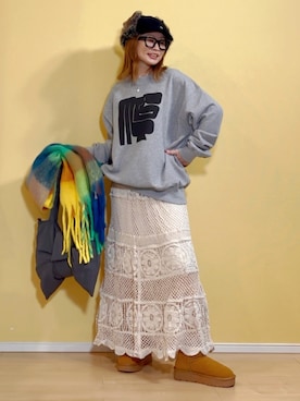 「アイテム（スウェット）」を使った、高野軍曹さん（レディース・158cm）の秋コーディネート