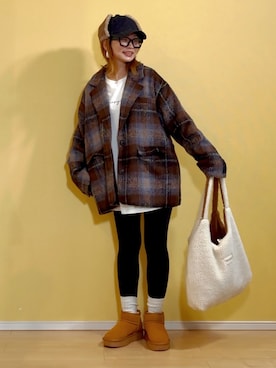 「アイテム（ネックレス）」を使った、高野軍曹さん（レディース・158cm）の秋コーディネート