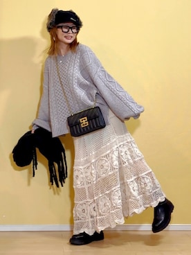 「アイテム（ネックレス）」を使った、高野軍曹さん（レディース・158cm）の冬コーディネート