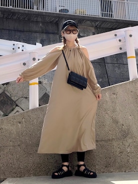 「calmila（カルミラ）のアイテム」を使った、高野軍曹さん（レディース・158cm）の春コーディネート