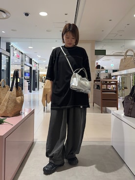 「russet（ラシット）のレザー巾着4WAYショルダーバッグ（ショルダーバッグ、シルバー系）」を使った、yyuuuさん（レディース・158cm）の夏コーディネート