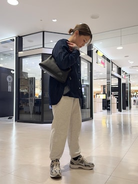 「russet（ラシット）のレザー2WAYショルダーバッグ（ショルダーバッグ、ブラック系）」を使った、yyuuuさん（レディース・158cm）の春コーディネート