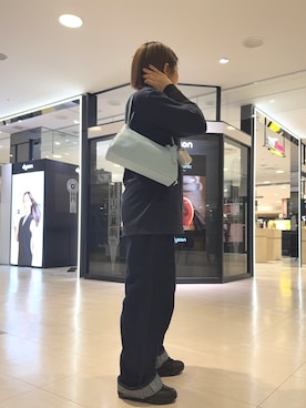 「russet（ラシット）のレザー2WAYショルダーバッグ（ショルダーバッグ、ブルー系）」を使った、yyuuuさん（レディース・158cm）の春コーディネート